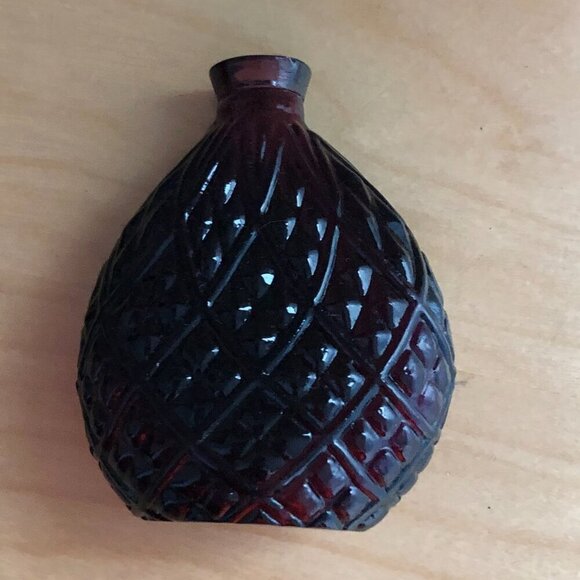 Vintage Miniature Vase Lot - Bohemian Glass, Ruby Cut & Crackle Fluted - Picture 5 of 9